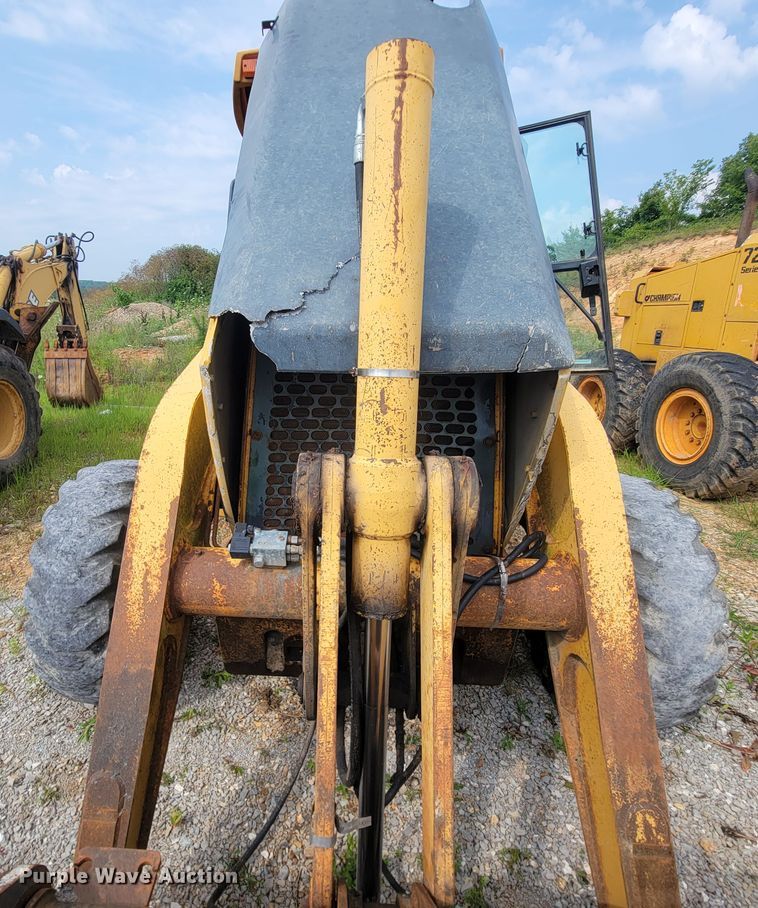 image for item IF9961 John Deere 310SG  backhoe