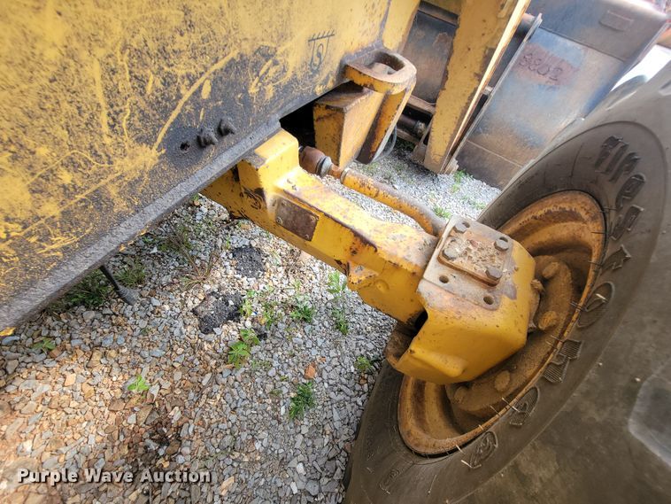 image for item IF9961 John Deere 310SG  backhoe