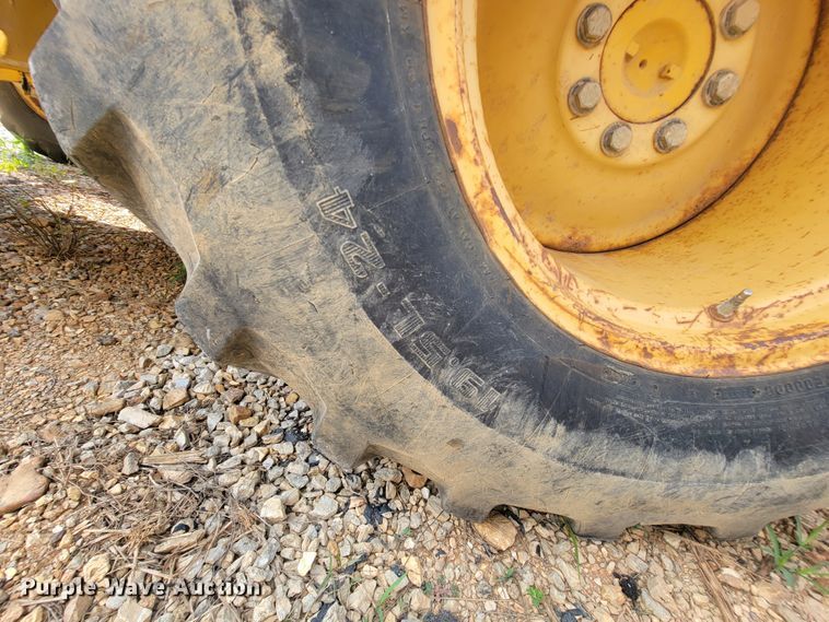 image for item IF9961 John Deere 310SG  backhoe