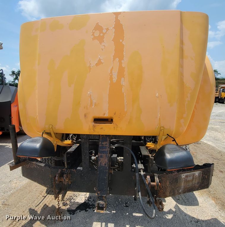 image for item IF9962 2000 International 4900  dump truck