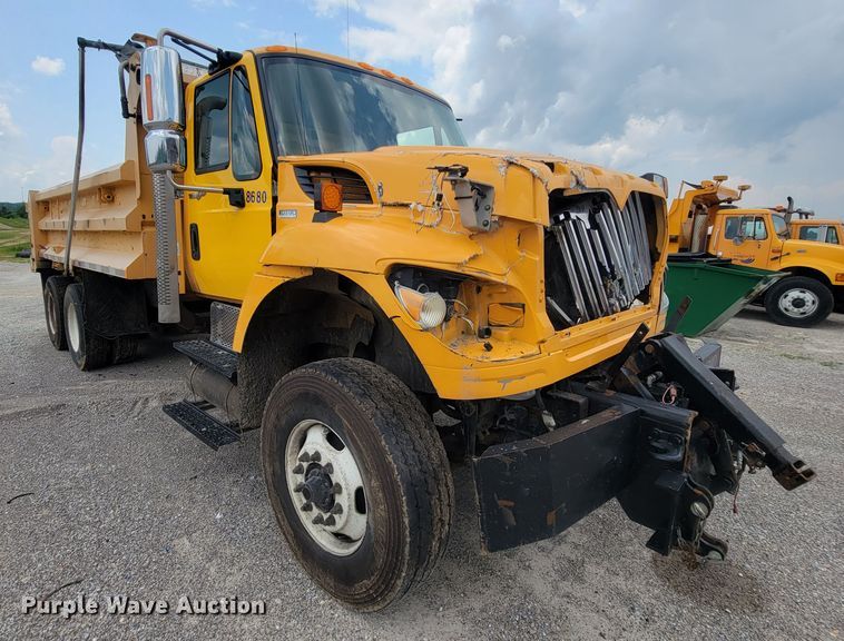 image for item IF9963 2012 International 7500  dump truck