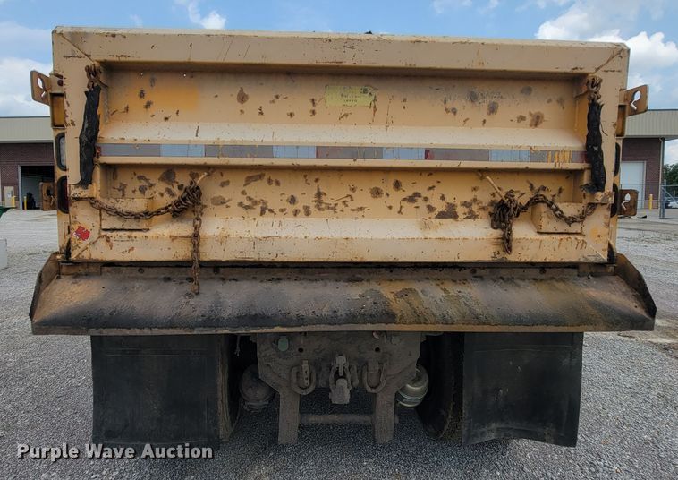 image for item IF9963 2012 International 7500  dump truck