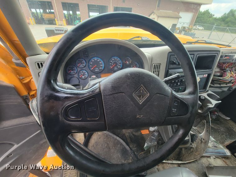 image for item IF9963 2012 International 7500  dump truck