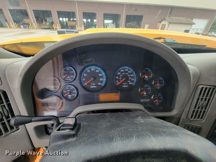 image for item IF9963 2012 International 7500  dump truck