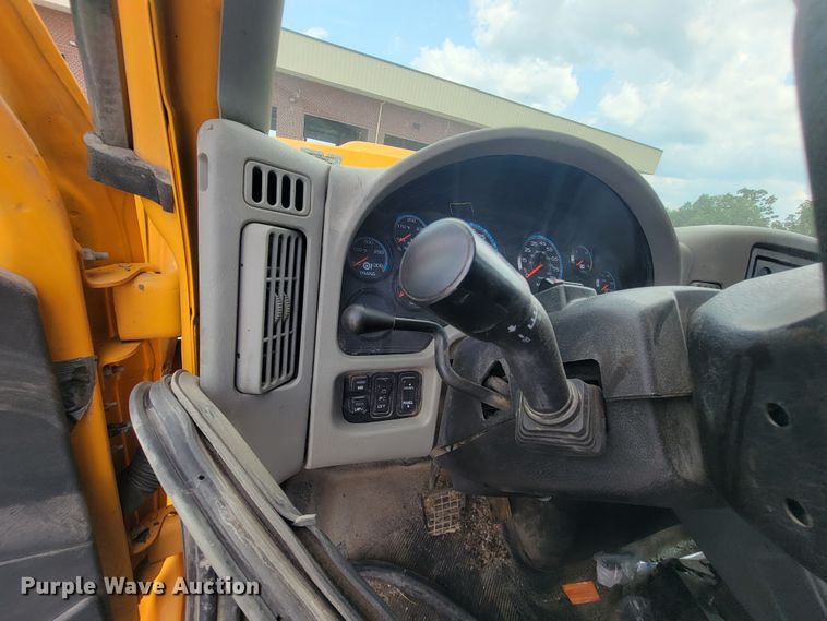 image for item IF9963 2012 International 7500  dump truck