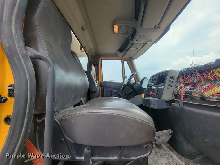 image for item IF9963 2012 International 7500  dump truck