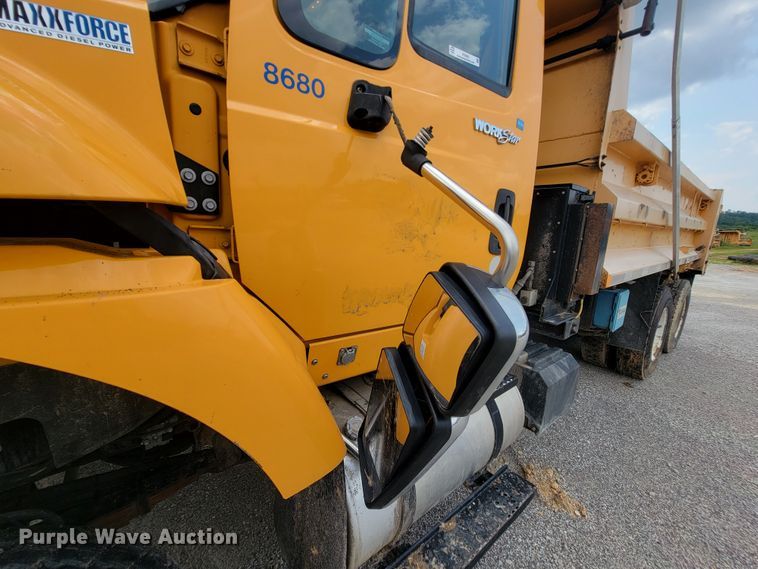 image for item IF9963 2012 International 7500  dump truck