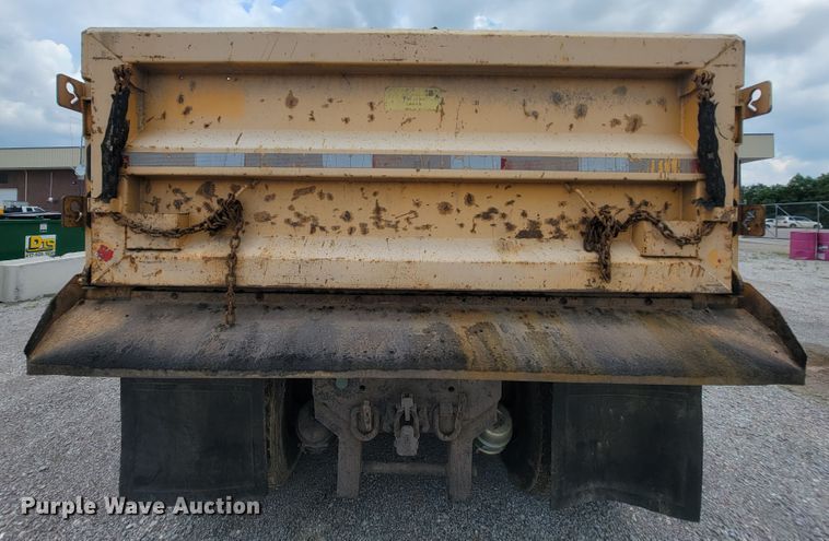 image for item IF9963 2012 International 7500  dump truck