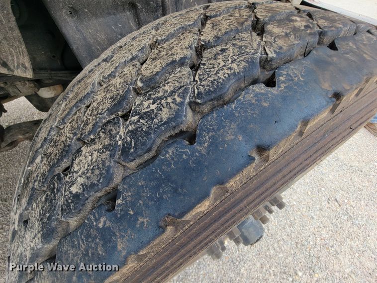 image for item IF9963 2012 International 7500  dump truck