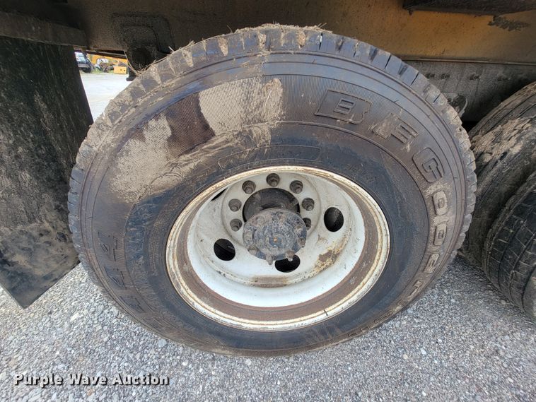 image for item IF9963 2012 International 7500  dump truck