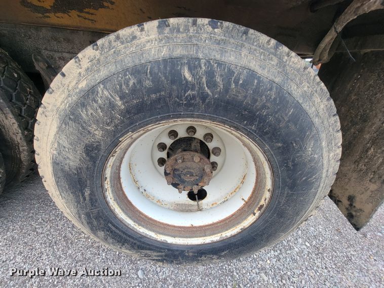 image for item IF9963 2012 International 7500  dump truck