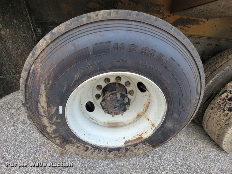 image for item IF9963 2012 International 7500  dump truck