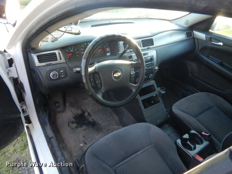 image for item IP9907 2013 Chevrolet Impala Police Cruiser