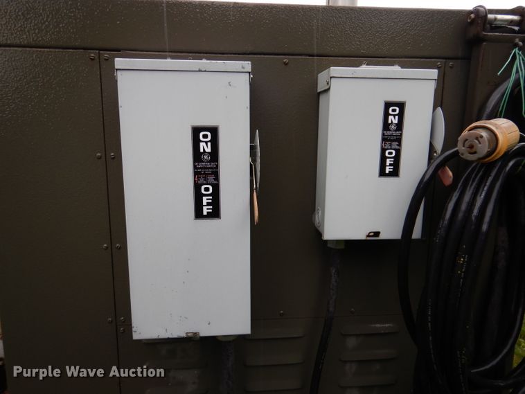 image for item IQ9730 Caterpillar D343  generator