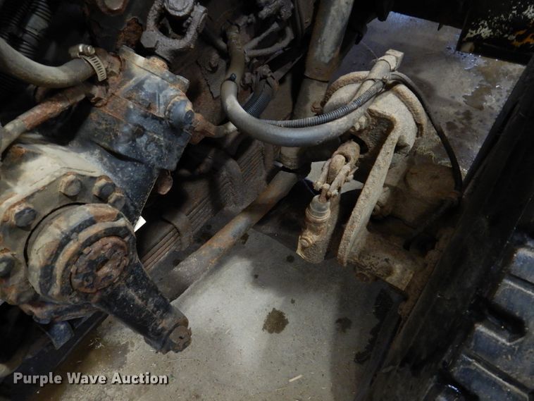 image for item IQ9731 1999 International 4900  dump truck