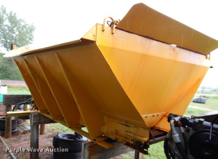 image for item IQ9734 Swenson  spreader