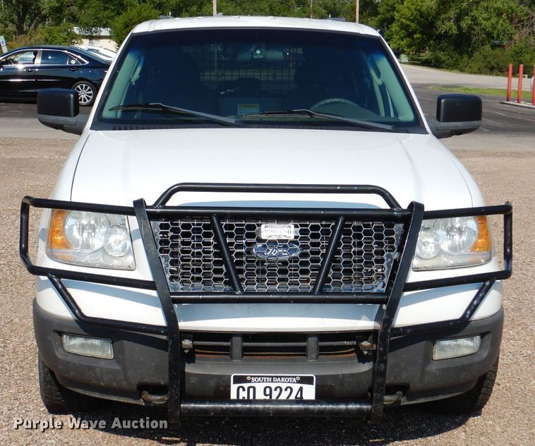 image for item IQ9735 2004 Ford Expedition  SUV