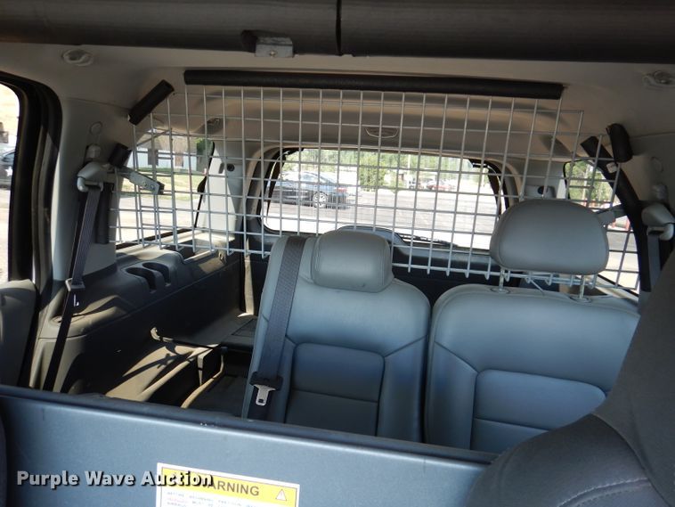 image for item IQ9735 2004 Ford Expedition  SUV