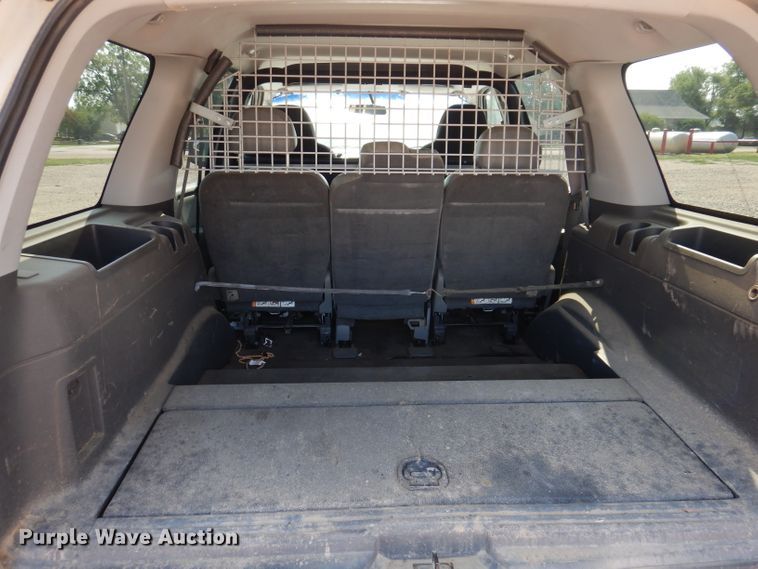 image for item IQ9735 2004 Ford Expedition  SUV