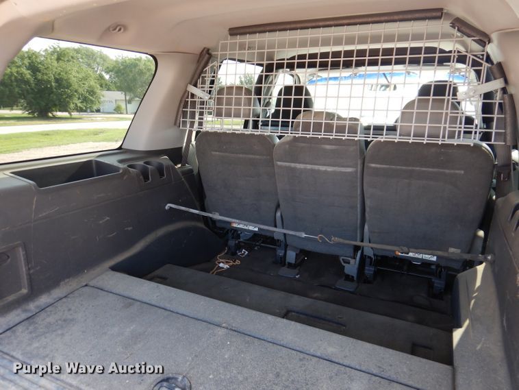 image for item IQ9735 2004 Ford Expedition  SUV