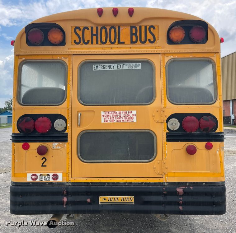 image for item IR9539 1996 Chevrolet C7500  school bus