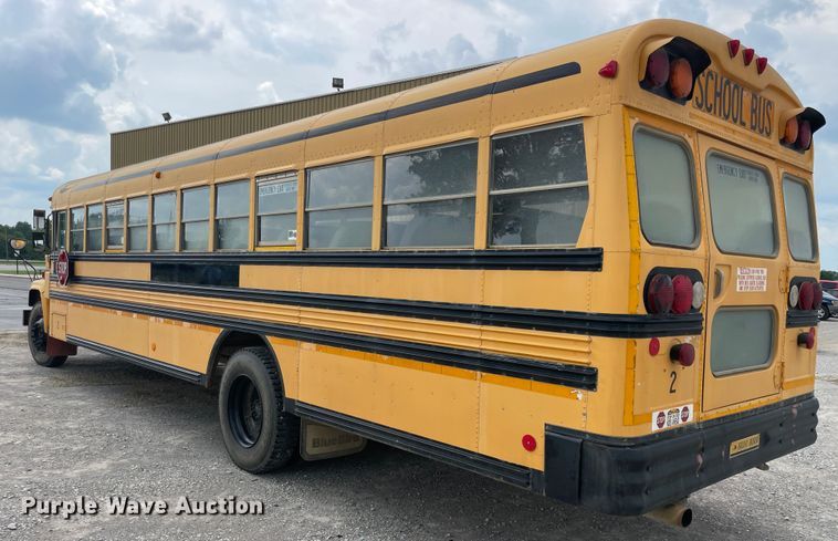 image for item IR9539 1996 Chevrolet C7500  school bus