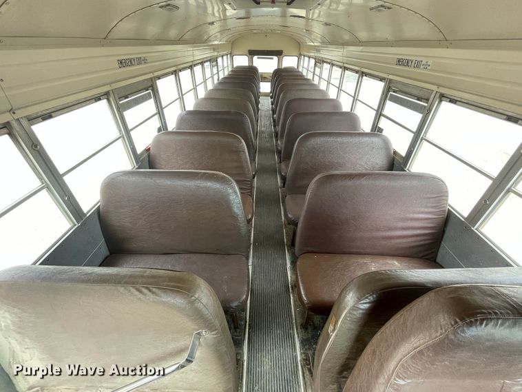 image for item IR9539 1996 Chevrolet C7500  school bus