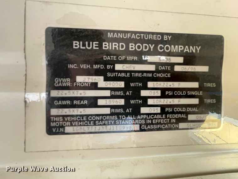 image for item IR9539 1996 Chevrolet C7500  school bus