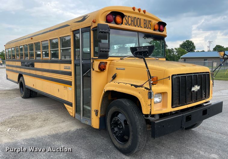 image for item IR9540 1998 Chevrolet C7500  school bus