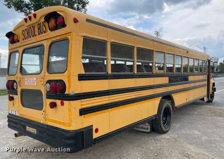 image for item IR9540 1998 Chevrolet C7500  school bus