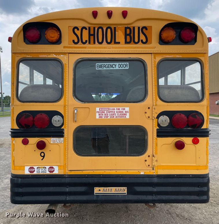 image for item IR9540 1998 Chevrolet C7500  school bus
