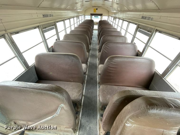 image for item IR9540 1998 Chevrolet C7500  school bus