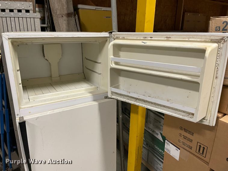 image for item IR9543 Roper  refrigerator