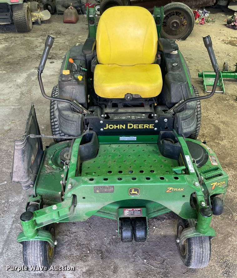 image for item IR9548 John Deere Z920R  ZTR lawn mower