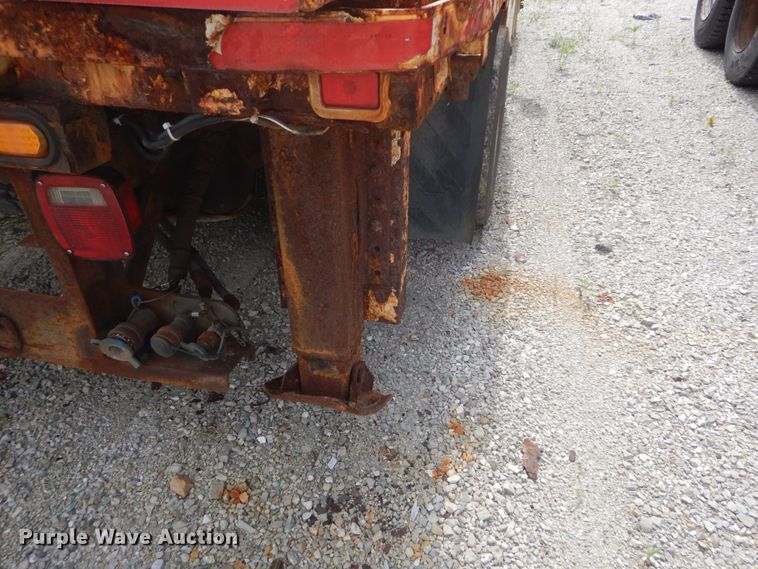 image for item IT9217 2009 Dodge Ram 5500HD  utility / service truck