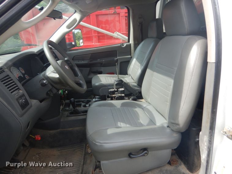 image for item IT9217 2009 Dodge Ram 5500HD  utility / service truck