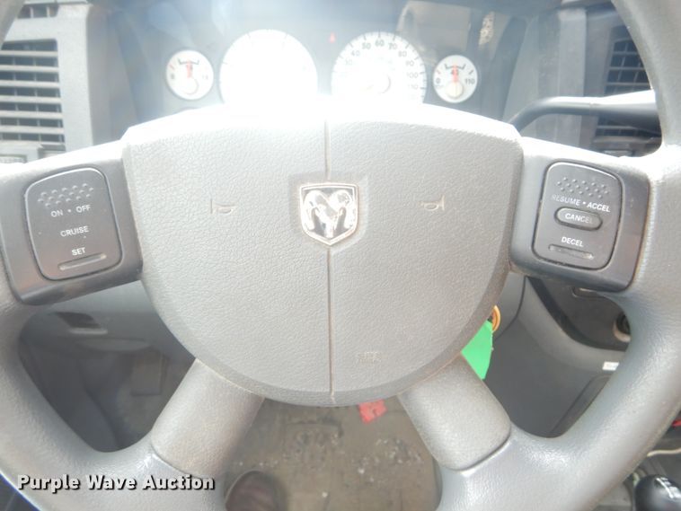 image for item IT9217 2009 Dodge Ram 5500HD  utility / service truck