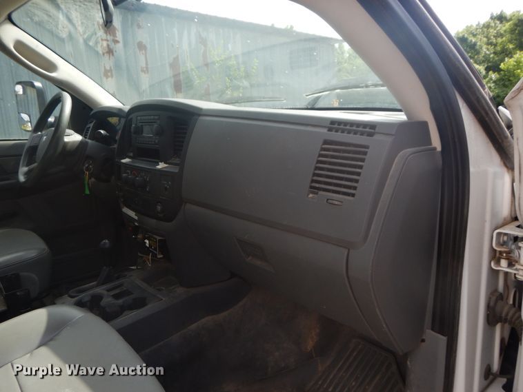 image for item IT9217 2009 Dodge Ram 5500HD  utility / service truck