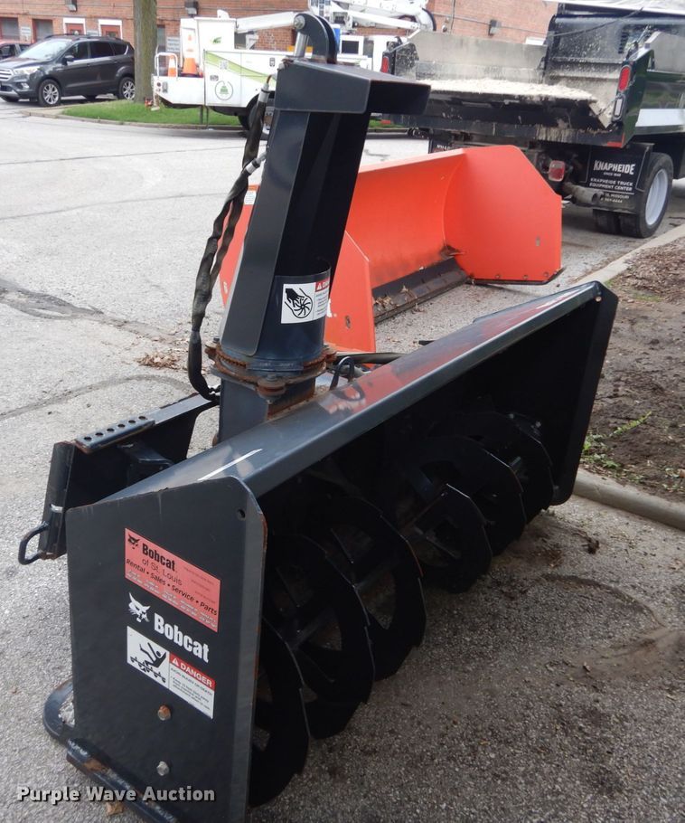 image for item IT9227 2008 Bobcat SBX240  72"W skid steer snow blower