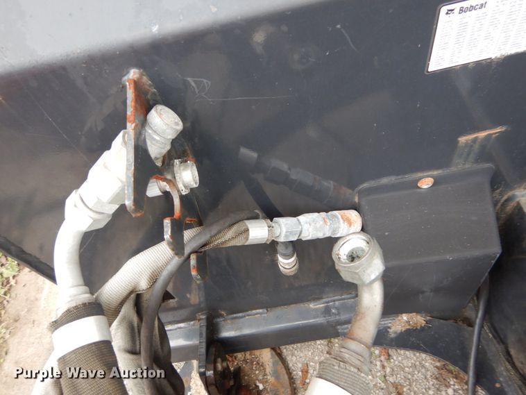 image for item IT9227 2008 Bobcat SBX240  72"W skid steer snow blower