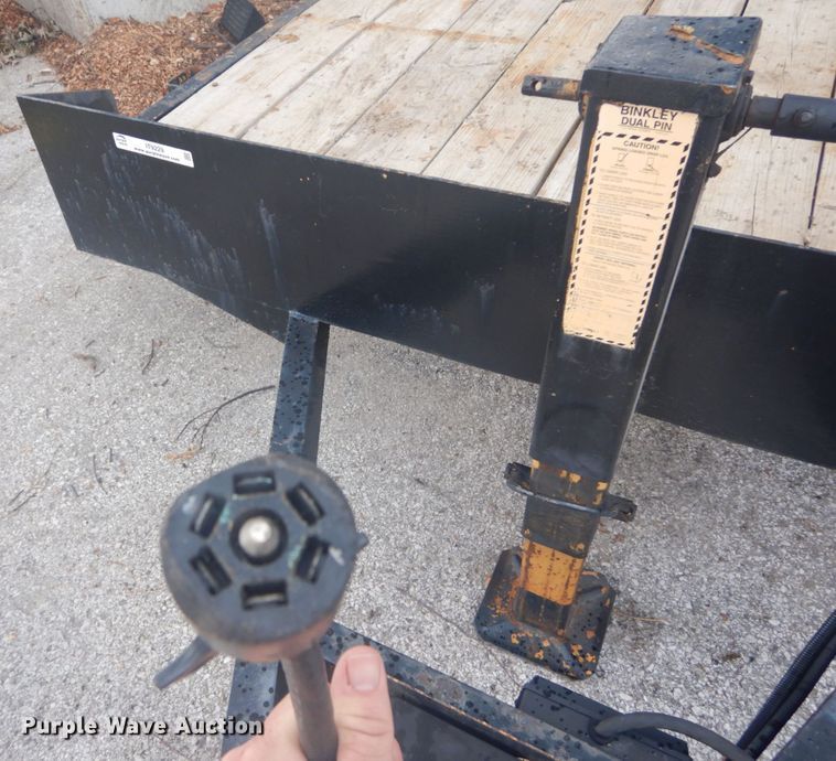 image for item IT9229 2001 Mac-lander 18TSLWB  equipment trailer