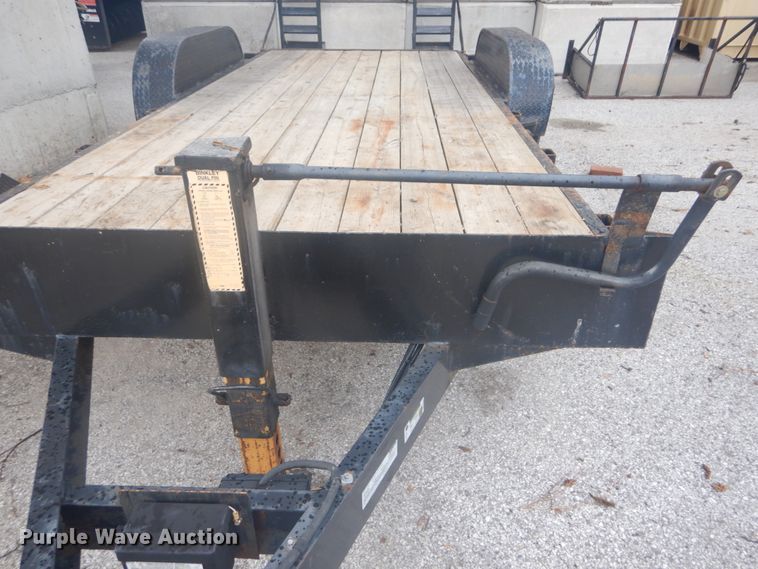 image for item IT9229 2001 Mac-lander 18TSLWB  equipment trailer