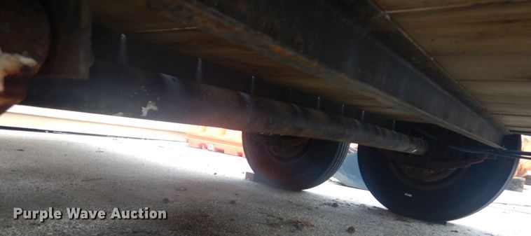 image for item IT9231 2003 Cronkhite 2900EWA  equipment trailer