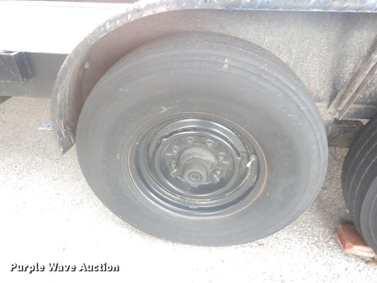 image for item IT9231 2003 Cronkhite 2900EWA  equipment trailer