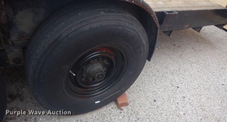 image for item IT9231 2003 Cronkhite 2900EWA  equipment trailer