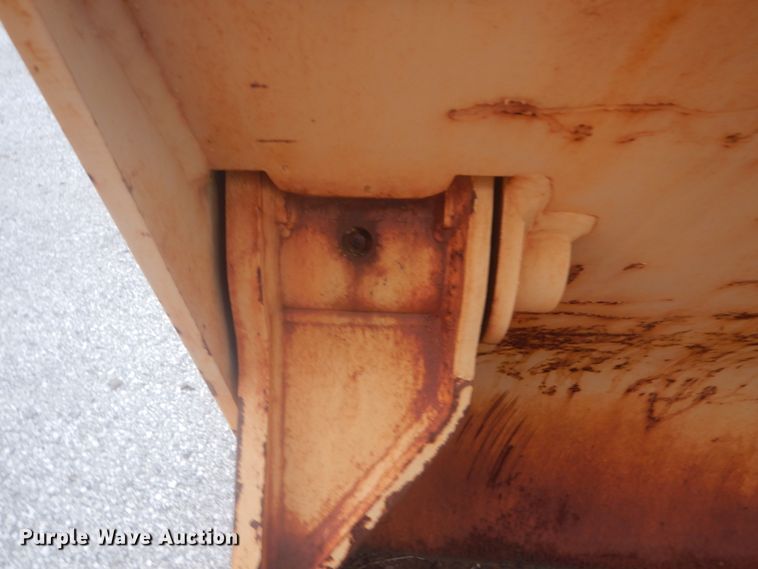 image for item IT9232 JRB 444H  four-in-one loader bucket