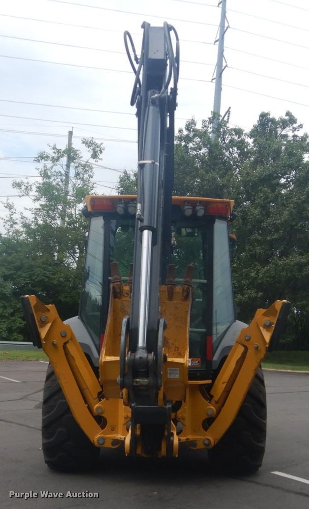 image for item IT9235 2015 John Deere 410L  backhoe