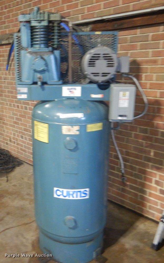 image for item IT9238 1996 Curtis VT757-81  air compressor