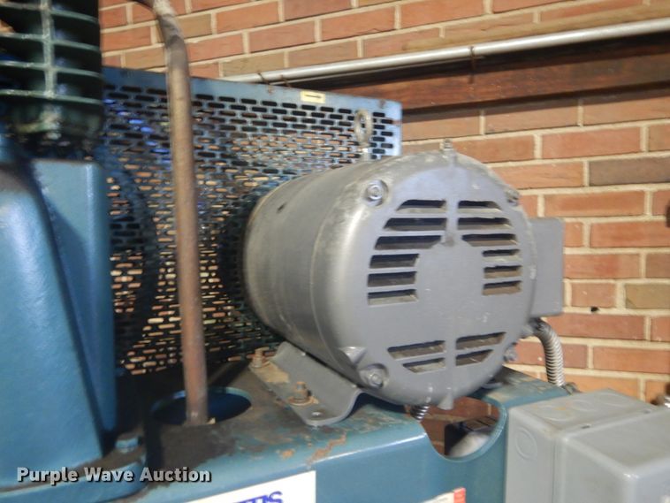 image for item IT9238 1996 Curtis VT757-81  air compressor