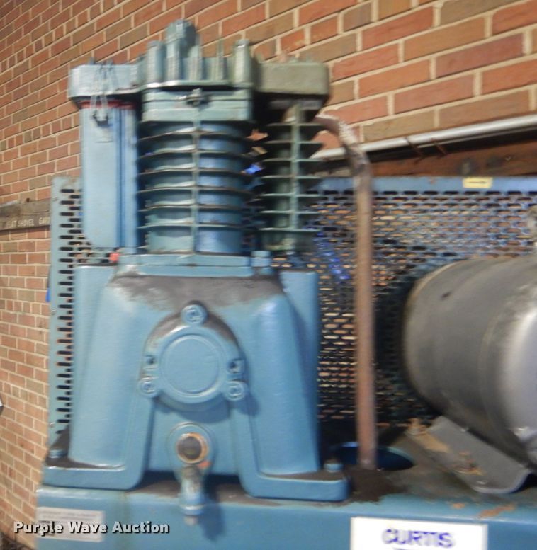 image for item IT9238 1996 Curtis VT757-81  air compressor